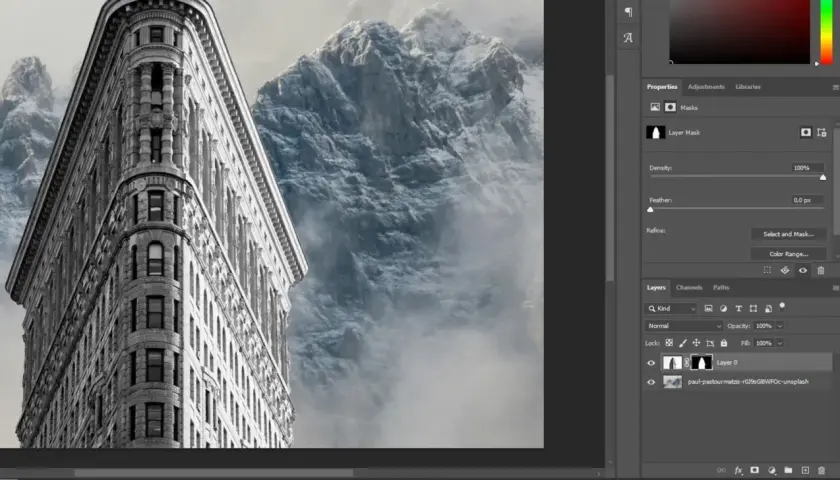 Jak połączyć kilka zdjęć w jedno Photoshop: budynek Flatiron i góry w chmurach, warstwy w programie.