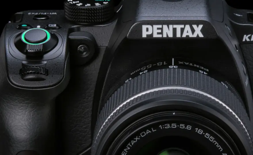 Pentax K-m: Czy warto kupić tę lustrzankę w 2026?