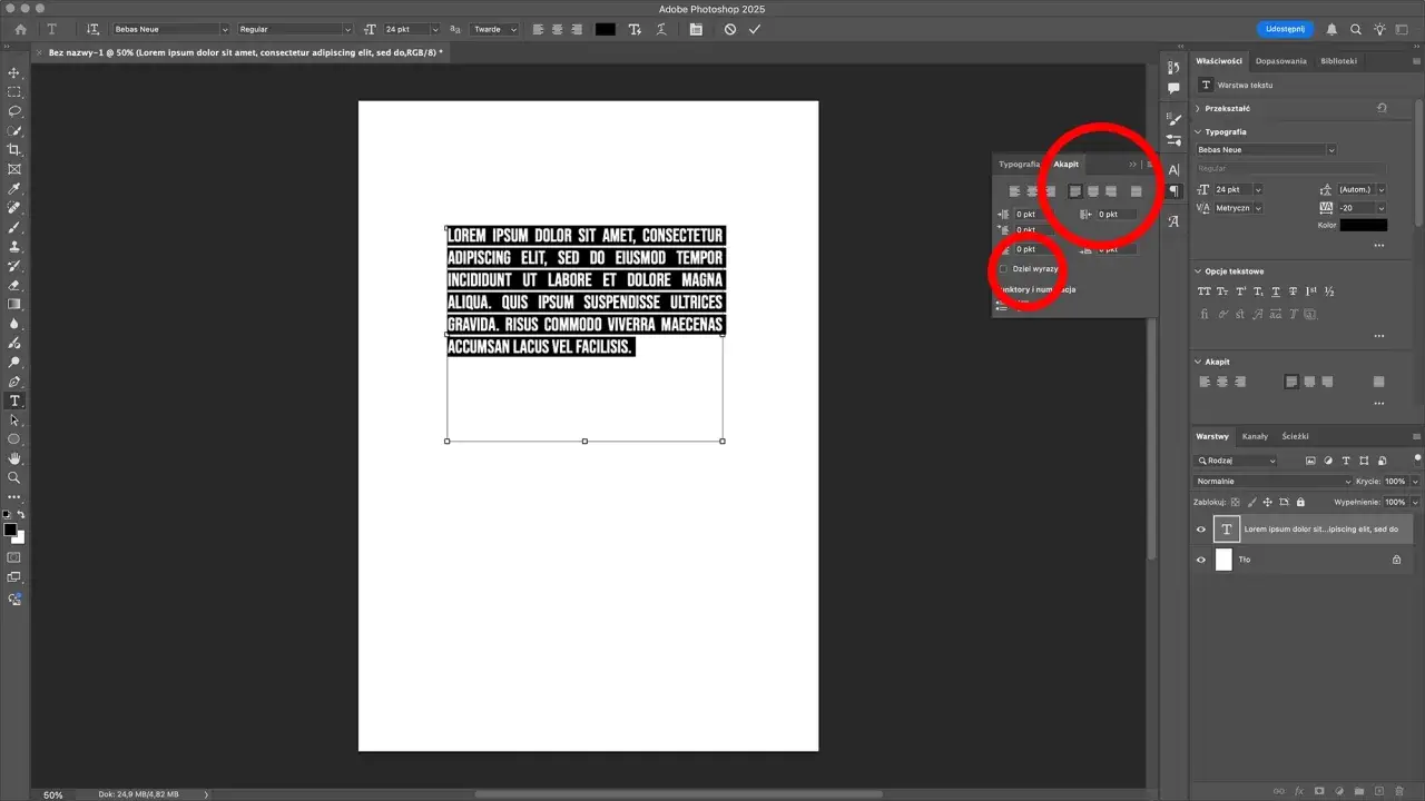 Panel Akapit w Photoshopie pokazuje, jak wyjustować tekst. Zaznaczony tekst jest wyśrodkowany.