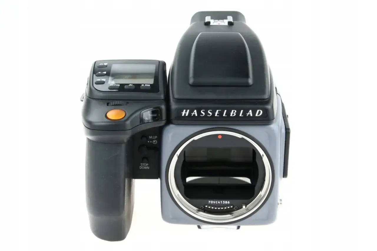 Profesjonalna lustrzanka cyfrowa Hasselblad, idealna do fotografii na Allegro.